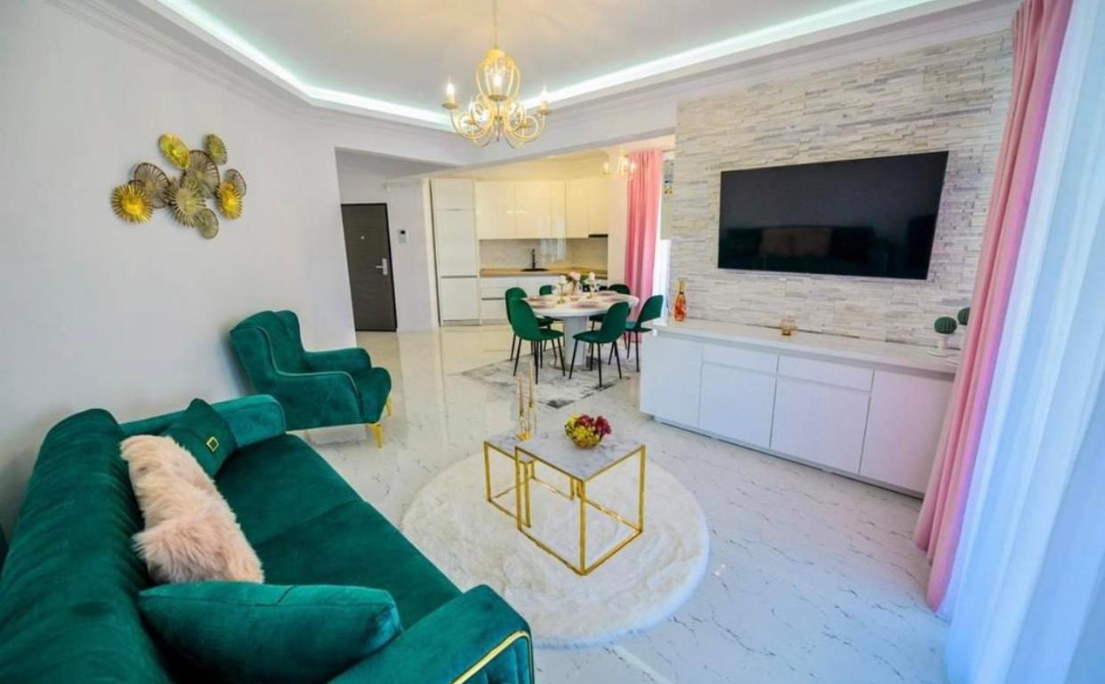 Grazzia Deluxe Apartments Năvodari Esterno foto