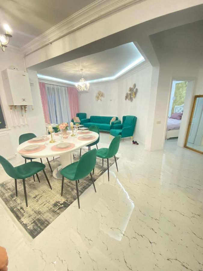 Grazzia Deluxe Apartments Năvodari Esterno foto